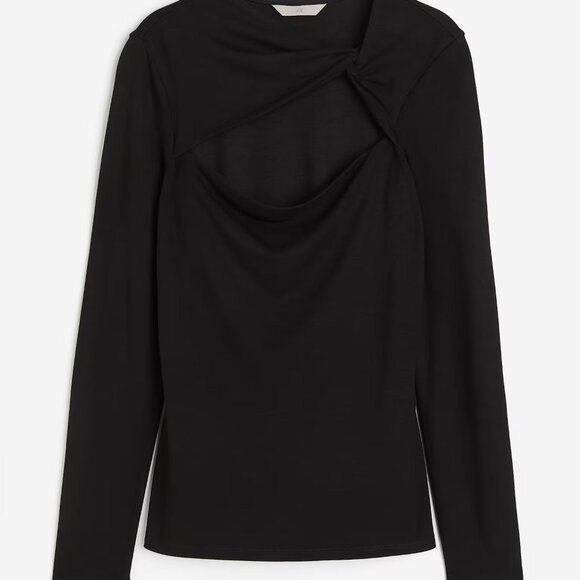 Knot-detail Top - Picture 3 of 4